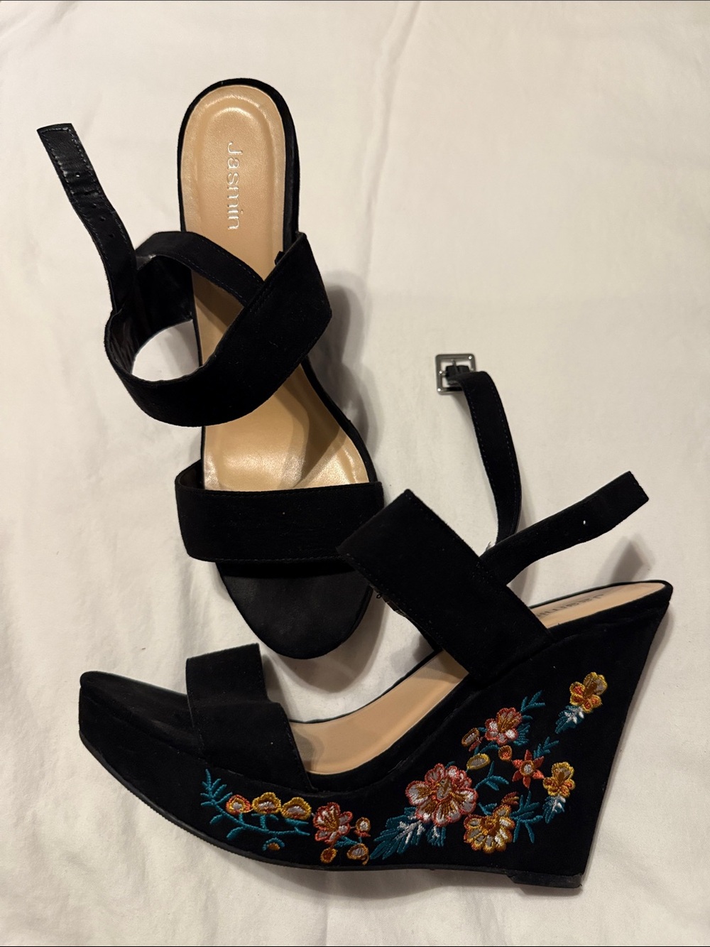 Jasmine Black Wedge Sandals with Multicolor Floral Embroidery